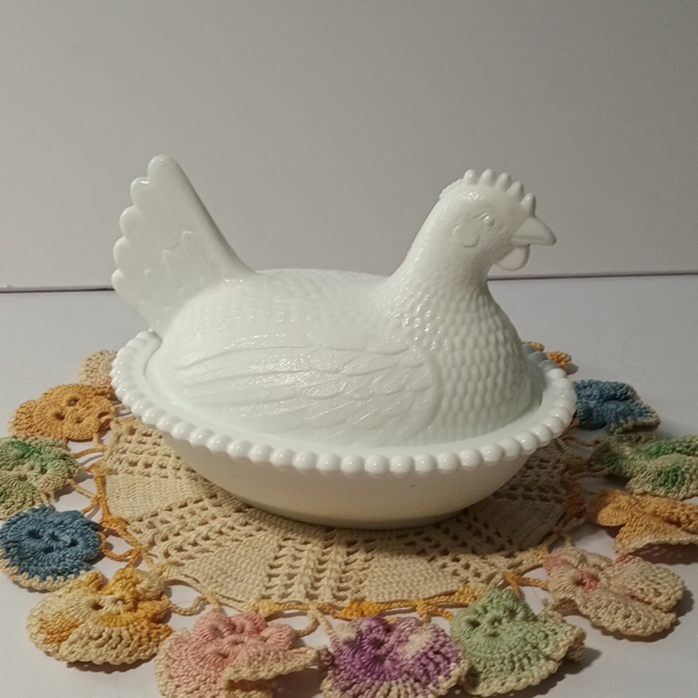 Vintage Indiana Glass Hen On Nest White MilkGlass - Picture 3 of 9